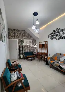 DIJUAL Rumah Siap Huni 3 Lantai di Mertojoyo Merjosari kota Malang