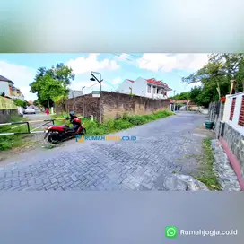 tanah sangat strategis dan istimewa sawitsari UGM