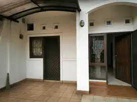 Rumah Dijual 1 Lantai Rapi Siap Huni Di Villa Melati Mas