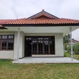 DEKAT ISTANA Bogor Luas 895 Meter 6KT 5KM Bisa Parkir 8 Mobil