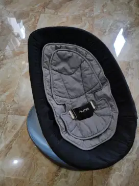 bouncer nuna leaf curv