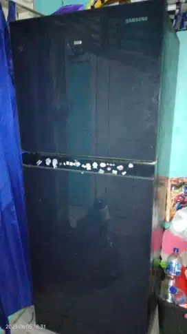 di jual kulkas samsung