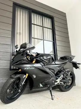 Yamaha R15 2022
