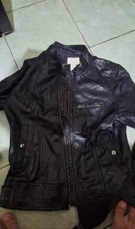 Jaket kulit domba