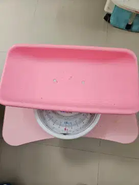Timbangan bayi one med