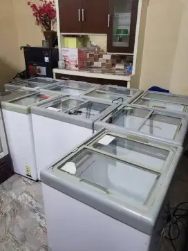 FREEZER SLEDING KACA 100 LITER NORMAL MULUS