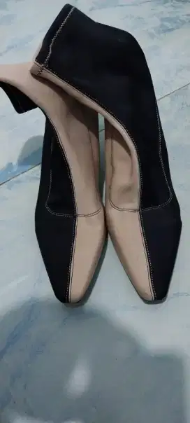 Zara Trafaluc preloved. Size 37