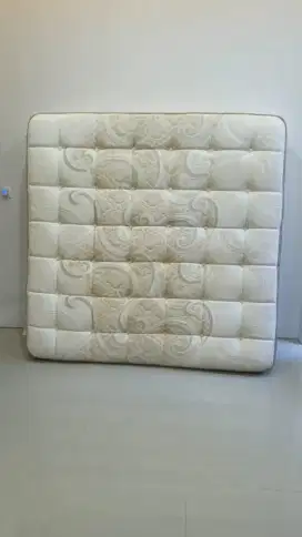 Di jual springbed merek Informa sleep ukuran 200 x 200 (king)