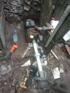 Service dan pasang pompa air tukang ledeng teknisi spesialis pompa air