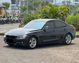 BMW 320i 2015 Bensin