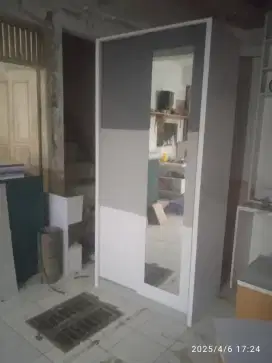 Lemari 2 pintu sliding
