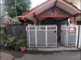 Rumah 1 Lantai siap huni di komplek Pondok Kelapa, duren sawit