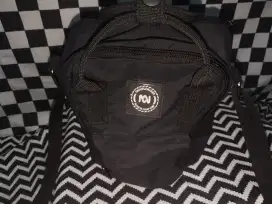 Tas selempang hitam brand local