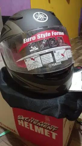 HELM YAMAHA BYSON BARU