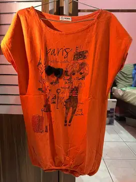 Kaos Wanita Paris Fashion Week