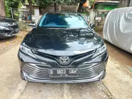 Toyota camry V 2.5 at 2020 bisa tt vrz