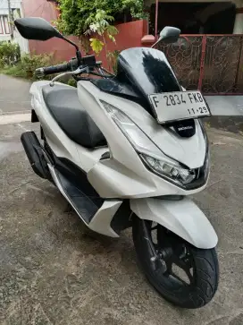 Dijual motor Honda New PCX 160 cbs 2024