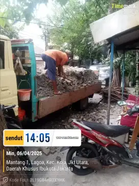 Urugan puing dan buang sampah