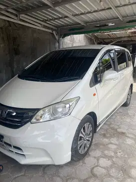 Jual Honda Freed 2012 tipe A