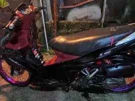 Suzuki Skywave 2008