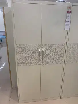 Lemari besi 2 pintu