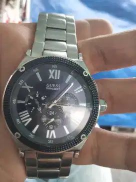 Jual butuh Guess w0246g2