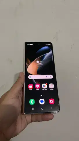 Samsung Z Fold 4