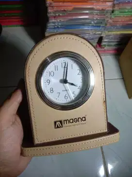 Jam Meja Bahan Kulit & Kayu