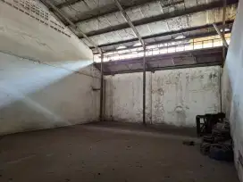 Disewakan gudang+kantor 600m2 Jl. S. Hatta
