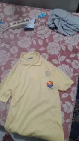 brand ellesse       ukuran L