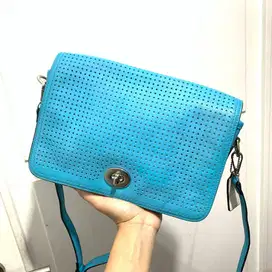 Preloved Tas Coach Legacy Penelope Leather Crossbody Blue
