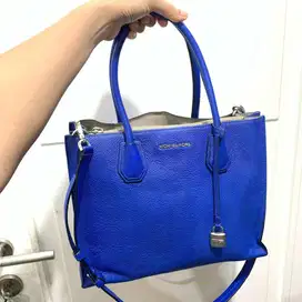 Preloved Tas Michael Kors Large Mercer Pebbled Satchel Blue Original