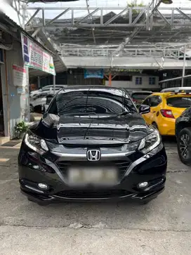 Honda HRV PRESTIGE 1.8 AT 2015 Hitam