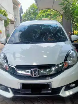 Honda Mobilio Putih 2015