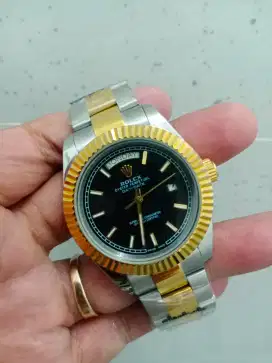 Jam tangan pria automatic day date