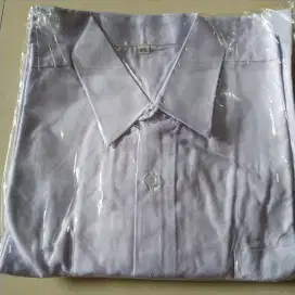 Seragam putih lengan panjang
