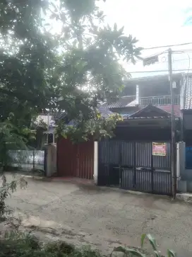 Rumah 2 lt pinggir jalan Agus Salim bekasi