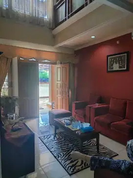 dijual rumah bagus di Tulodong kebayoran baru Jakarta