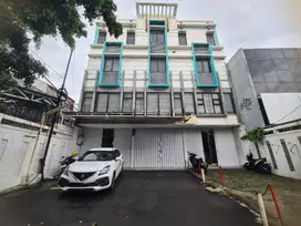 RUKO GANDENG 4 LANTAI TANJUNG DUREN PARKIR LUAS JALAN 2 ARAH STRATEGIS