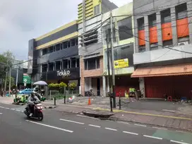 Dijual ruko siap pakai, lokasi strategis di Panglima Polim
