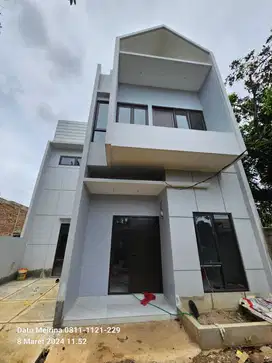 Rumah Dinding Bata Merah Pinggir Jln Raya 10 Menit Stasiun Depok DP 0