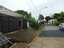 Dijual Rumah eks showroom di Bogor Nirwana Residence BNR kota Bogor