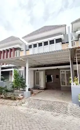 Dijual Rumah 2Lantai Siap Huni Blok Depan Wisata Semanggi Surabaya
