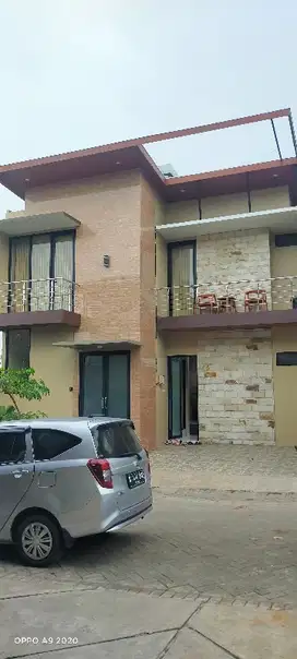 Dijual Vila Mewah Di Batu Dekat Jatim Park dan BNS