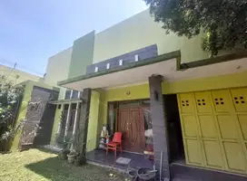 Rumah sederhana tanahnya luas di kota Bandung