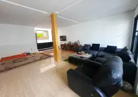 Rumah minimalis modern 2 lantai siap huni di Bandung