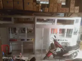 Depot air minum isi ulang