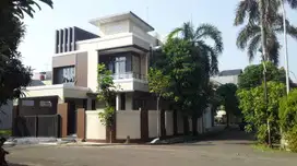 HOT SALE Rumah Brand New 2lt, semi Furnished Anggrek Loka BSD CL 395