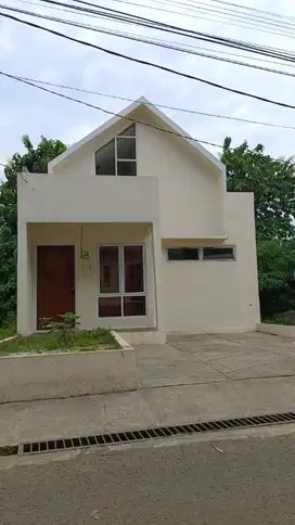 Di Jual Rumah Siap Huni Dan Luas Di Karadenan Cibinong Bogor