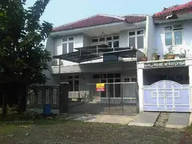 Dijual Murah Rumah di Vila Indah Pajajaran VIP